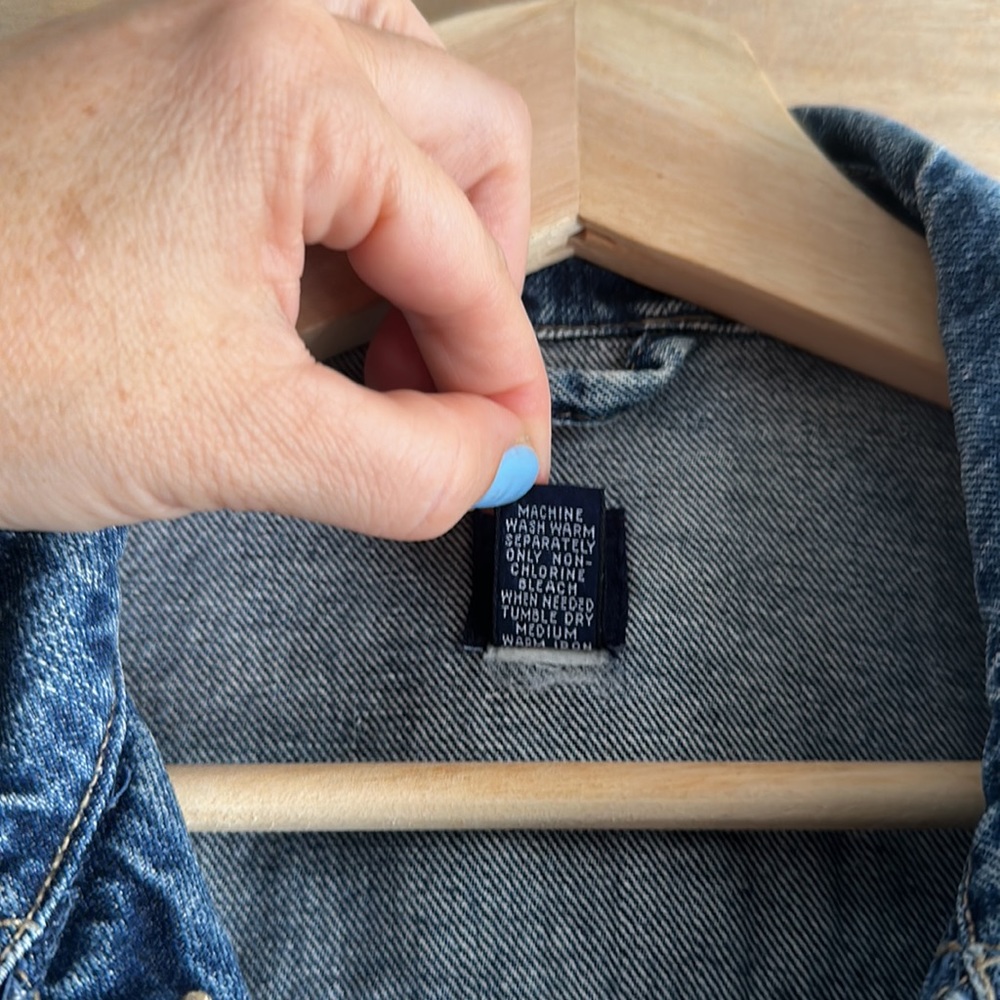 GAP Jean Jacket XS - Picture 6 of 7